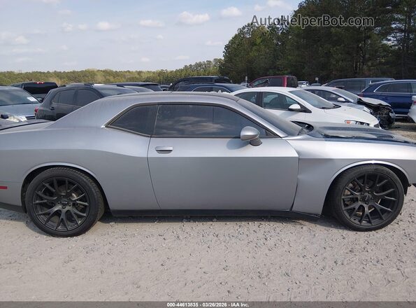 2C3CDZBT4JH225018 2018 DODGE CHALLENGER Silver Vista interior de 360 grados