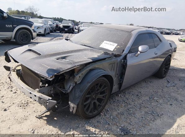 2C3CDZBT4JH225018 2018 DODGE CHALLENGER Silver Vista tres cuartos delantera izquierda