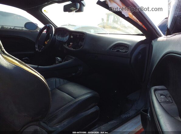 2C3CDZDJ3GH301168 2016 DODGE CHALLENGER White Widok wnętrza z przodu