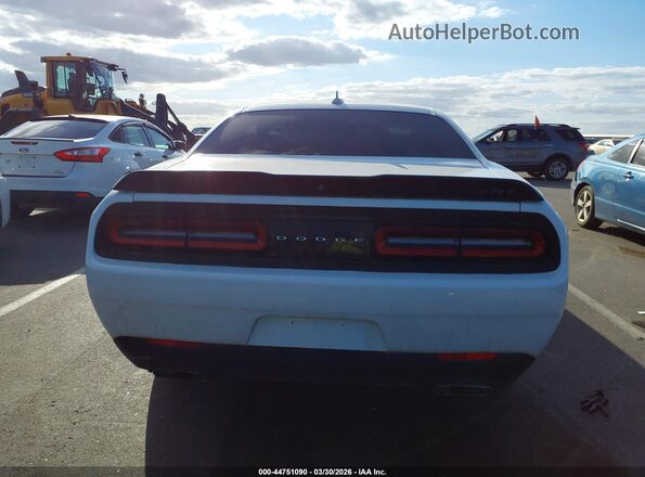 2C3CDZDJ3GH301168 2016 DODGE CHALLENGER White 