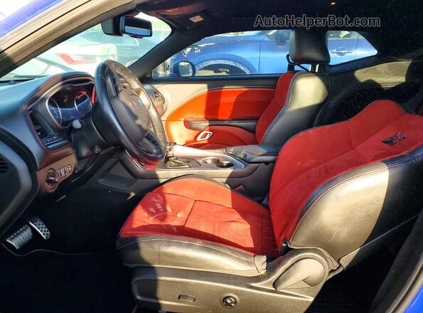 2C3CDZFJ0MH645081 2021 DODGE CHALLENGER Blue Vista interior delantera