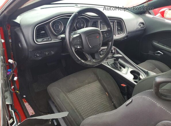 2C3CDZFJ3KH525627 2019 DODGE CHALLENGER Red Առջևի վահանակի տեսք