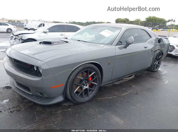 2C3CDZFJ7JH271936 2018 DODGE CHALLENGER Серый Передняя левая четверть