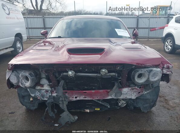 2C3CDZFJXNH142708 2022 DODGE CHALLENGER Red Вид задньої частини салону
