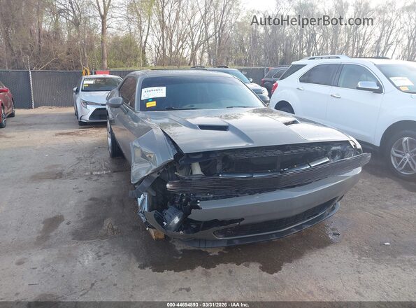 2C3CDZGG4JH257107 2018 DODGE CHALLENGER Gray Widok z przodu