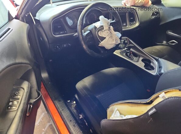2C3CDZJG6MH676671 2021 DODGE CHALLENGER Orange Vista del salpicadero