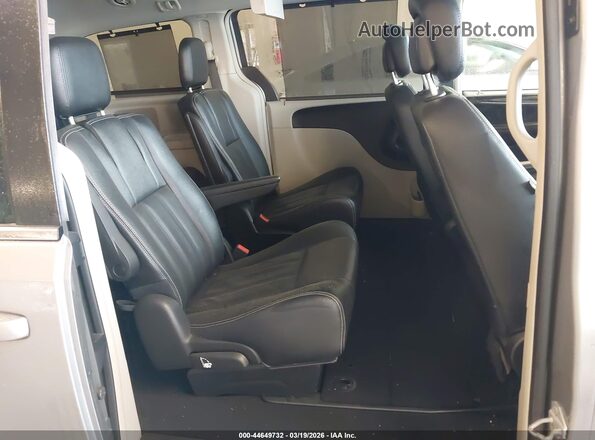 2C4RC1BG0GR287077 2016 CHRYSLER TOWN & COUNTRY Серебряный Вид наклейки с VIN-кодом