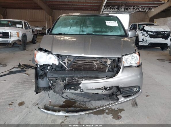 2C4RC1BG0GR287077 2016 CHRYSLER TOWN & COUNTRY Серебряный Вид задней части салона