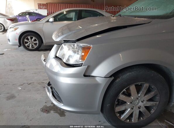 2C4RC1BG0GR287077 2016 CHRYSLER TOWN & COUNTRY Серебряный 