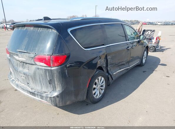2C4RC1BG0JR149126 2018 CHRYSLER PACIFICA Черный Задняя правая четверть