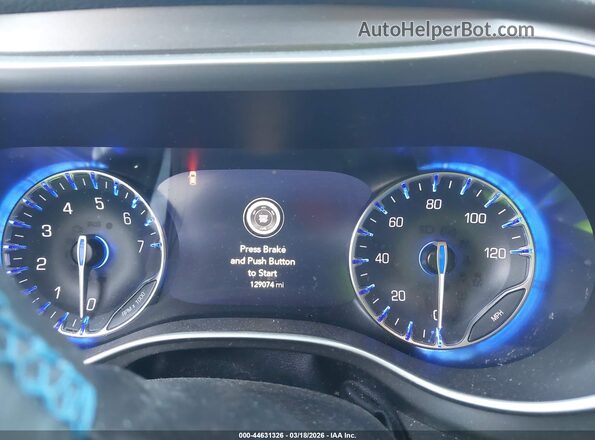 2C4RC1BG0MR528356 2021 CHRYSLER PACIFICA Red Vista de los asientos traseros