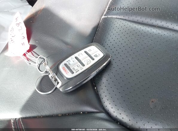 2C4RC1BG0PR621284 2023 CHRYSLER PACIFICA Silver Widok deski rozdzielczej