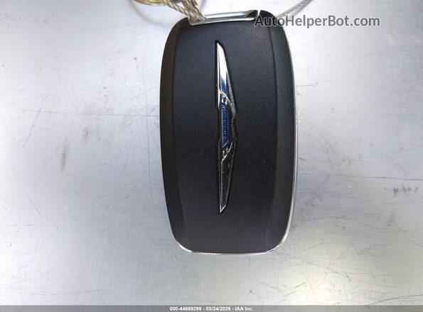 2C4RC1BG1MR521335 2021 CHRYSLER PACIFICA Серый Вид панели приборов