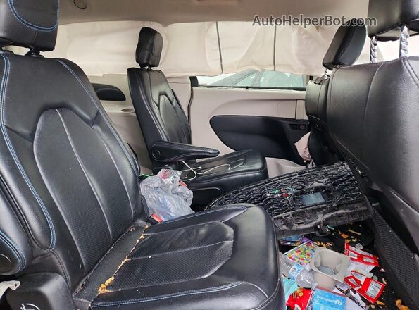 2C4RC1BG2MR588798 2021 CHRYSLER PACIFICA Серый Вид задней части салона