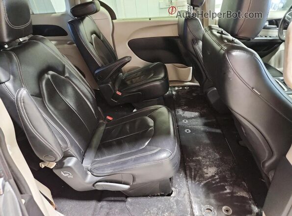 2C4RC1BG2NR150560 2022 CHRYSLER PACIFICA Gray უკანა სალონის ხედი
