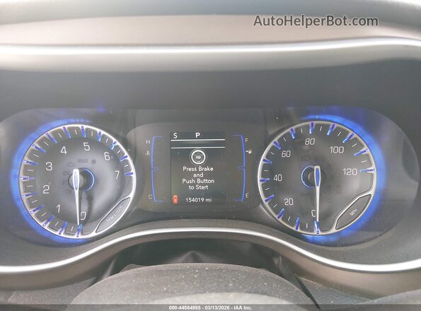 2C4RC1BG3JR120204 2018 CHRYSLER PACIFICA White Вид задніх сидінь