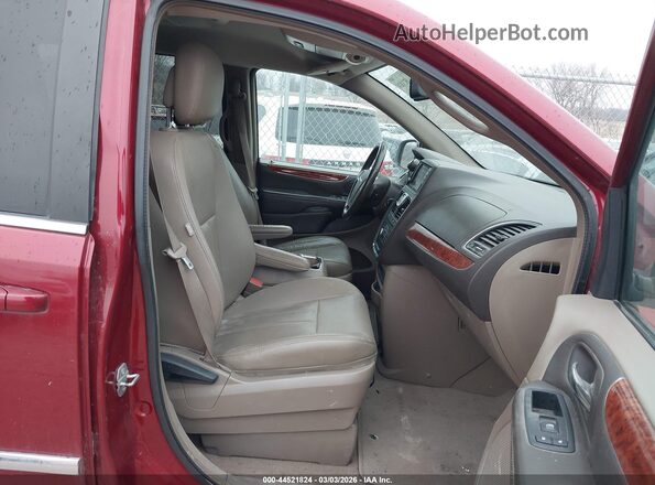 2C4RC1BG5GR252941 2016 CHRYSLER TOWN & COUNTRY Red Widok wnętrza z przodu