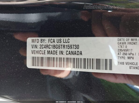 2C4RC1BG6TR159730 2026 CHRYSLER PACIFICA Black Вид підкапотного простору