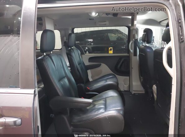 2C4RC1BG7GR128704 2016 CHRYSLER TOWN & COUNTRY Black VIN sticker view