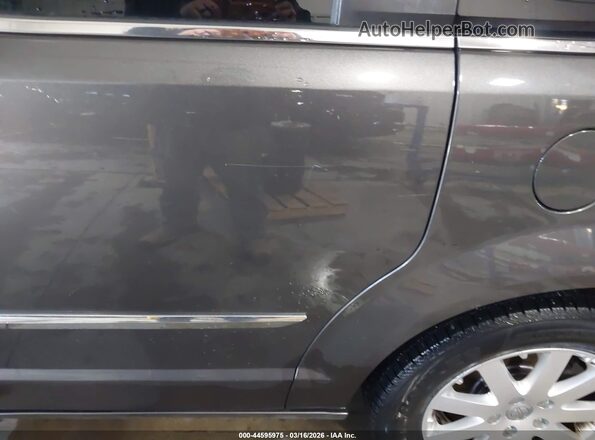2C4RC1BG7GR128704 2016 CHRYSLER TOWN & COUNTRY Black 
