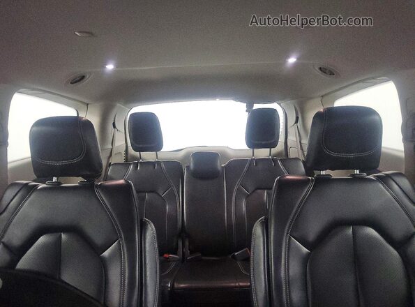 2C4RC1BG7PR511008 2023 CHRYSLER PACIFICA White უკანა სავარძლების ხედი