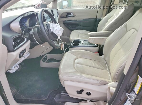 2C4RC1BG9MR591889 2021 CHRYSLER PACIFICA Серый Вид салона спереди