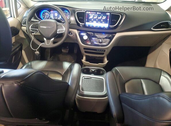 2C4RC1BGXPR524335 2023 CHRYSLER PACIFICA Белый Вид панели приборов