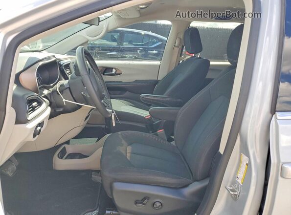 2C4RC1CG0NR204565 2022 CHRYSLER VOYAGER Gray წინა სალონის ხედი