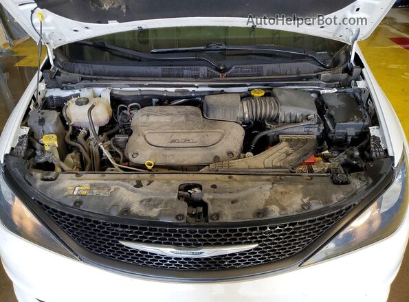 2C4RC1CG2PR557442 2023 CHRYSLER VOYAGER Белый Вид подкапотного пространства