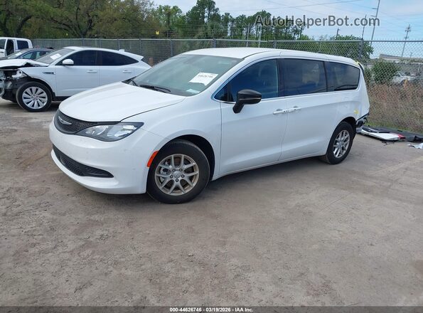 2C4RC1CG2SR571267 2025 CHRYSLER VOYAGER White Передня ліва чверть