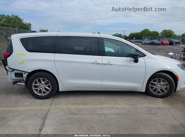 2C4RC1CG2SR571267 2025 CHRYSLER VOYAGER White Панорамний вид салону 360°