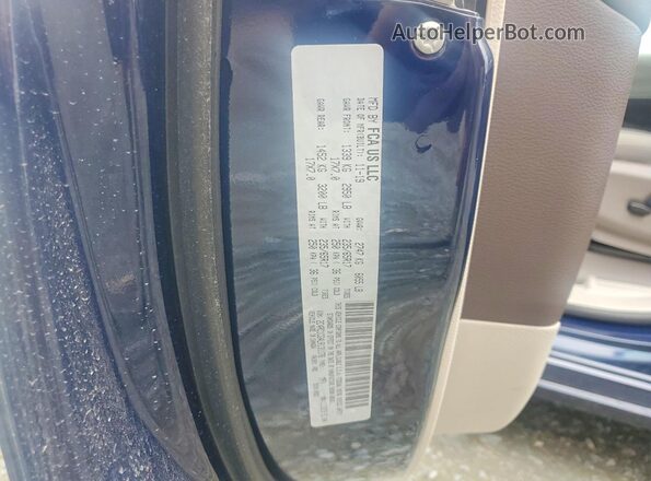 2C4RC1CG4LR131178 2020 CHRYSLER VOYAGER Blue სალონის 360-გრადუსიანი ხედი