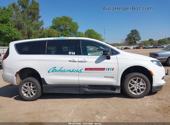 2C4RC1CG4SR571061 2025 CHRYSLER VOYAGER Белый Панорамный вид салона 360°