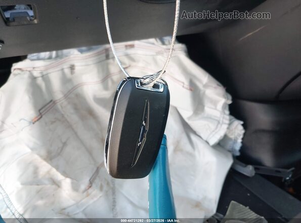 2C4RC1CG4SR571061 2025 CHRYSLER VOYAGER Белый Вид панели приборов