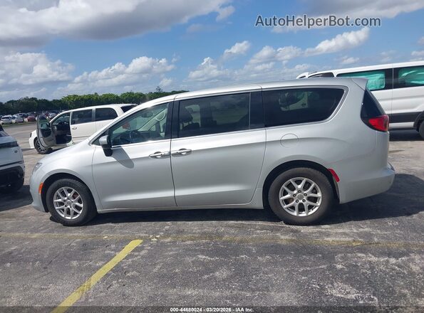 2C4RC1CG7PR548428 2023 CHRYSLER VOYAGER Silver Панорамний вид салону 360°