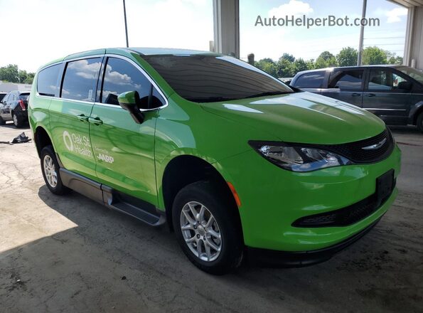 2C4RC1CGXRR152500 2024 CHRYSLER VOYAGER Green Delantero derecho