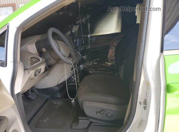 2C4RC1CGXRR152500 2024 CHRYSLER VOYAGER Green Vista interior trasera