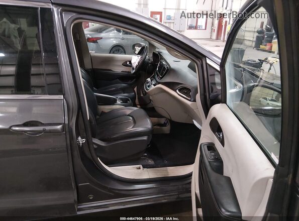 2C4RC1DG1MR547740 2021 CHRYSLER VOYAGER Gray Սալոնի դիմացի տեսք