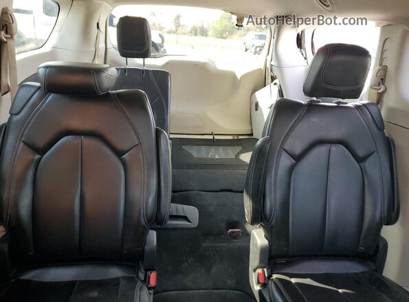 2C4RC1DG2MR515606 2021 CHRYSLER VOYAGER Burgundy Vista de los asientos traseros