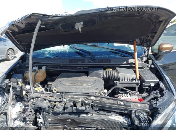 2C4RC1DG8MR528781 2021 CHRYSLER VOYAGER Black Widok z tyłu