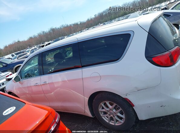 2C4RC1FG8LR266899 2020 CHRYSLER PACIFICA White Սալոնի 360 աստիճան տեսք