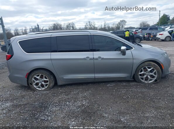 2C4RC1GG0LR171686 2020 CHRYSLER PACIFICA Серый Вид задней части салона