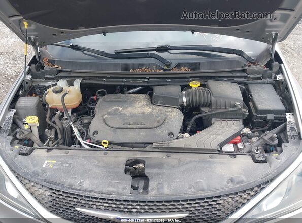 2C4RC1GG0LR171686 2020 CHRYSLER PACIFICA Серый Вид сзади