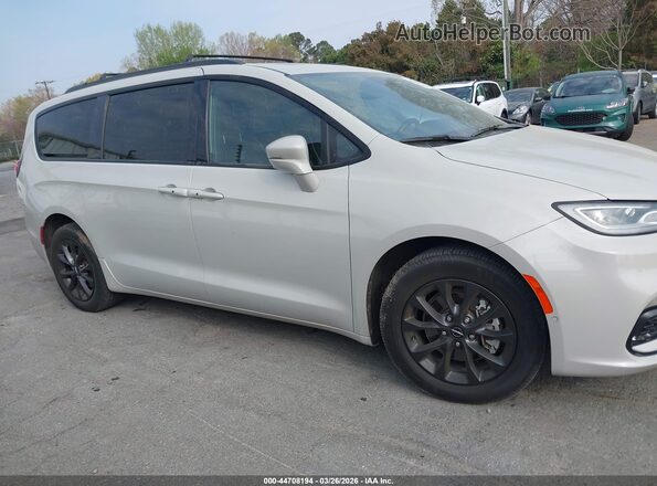 2C4RC1GG0MR503160 2021 CHRYSLER PACIFICA Cream Widok zestawu wskaźników