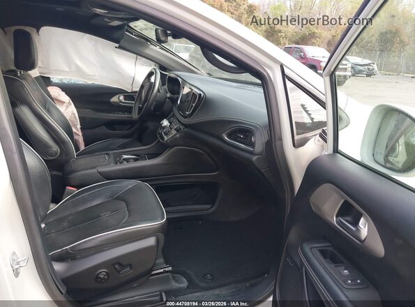 2C4RC1GG0MR503160 2021 CHRYSLER PACIFICA Cream Widok wnętrza z przodu