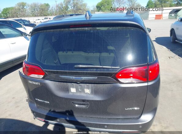 2C4RC1GG3KR551586 2019 CHRYSLER PACIFICA Gray 