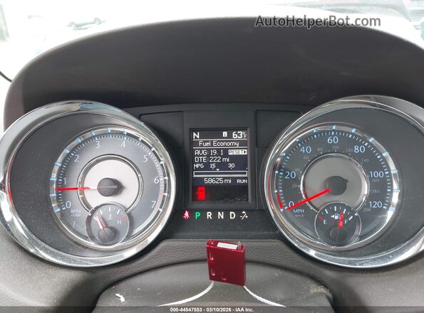 2C4RC1GG6GR158222 2016 CHRYSLER TOWN & COUNTRY Tan Widok tylnych siedzeń