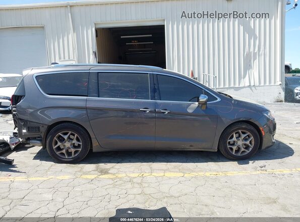 2C4RC1GG9HR734953 2017 CHRYSLER PACIFICA Gray Սալոնի 360 աստիճան տեսք