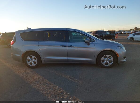 2C4RC1H70JR332968 2018 CHRYSLER PACIFICA Серебряный 