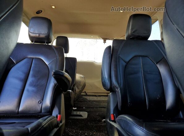 2C4RC1L75MR580483 2021 CHRYSLER PACIFICA White უკანა სავარძლების ხედი